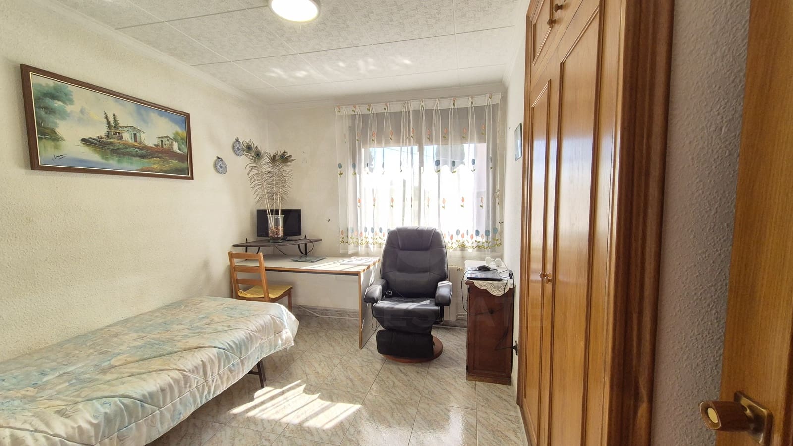 5 bedroom Villa for sale in Calafell with garage - € 324,500 (Ref: 10051856)