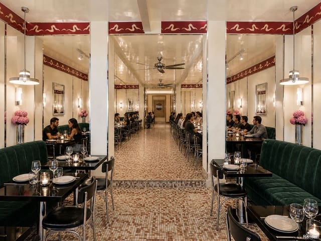 Kommersiell til leie i El Poble Sec, Barcelona by - € 2 990 (Ref: 10052085)