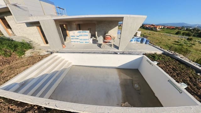 3 soverom Villa til salgs i Santa María de Cayón med svømmebasseng garasje - € 975 000 (Ref: 10052086)