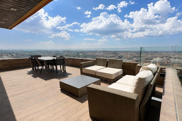 3 sypialnia Apartament do wynajęcia w Miasto Madryt z garażem - 8 000 € (Ref: 10052088)