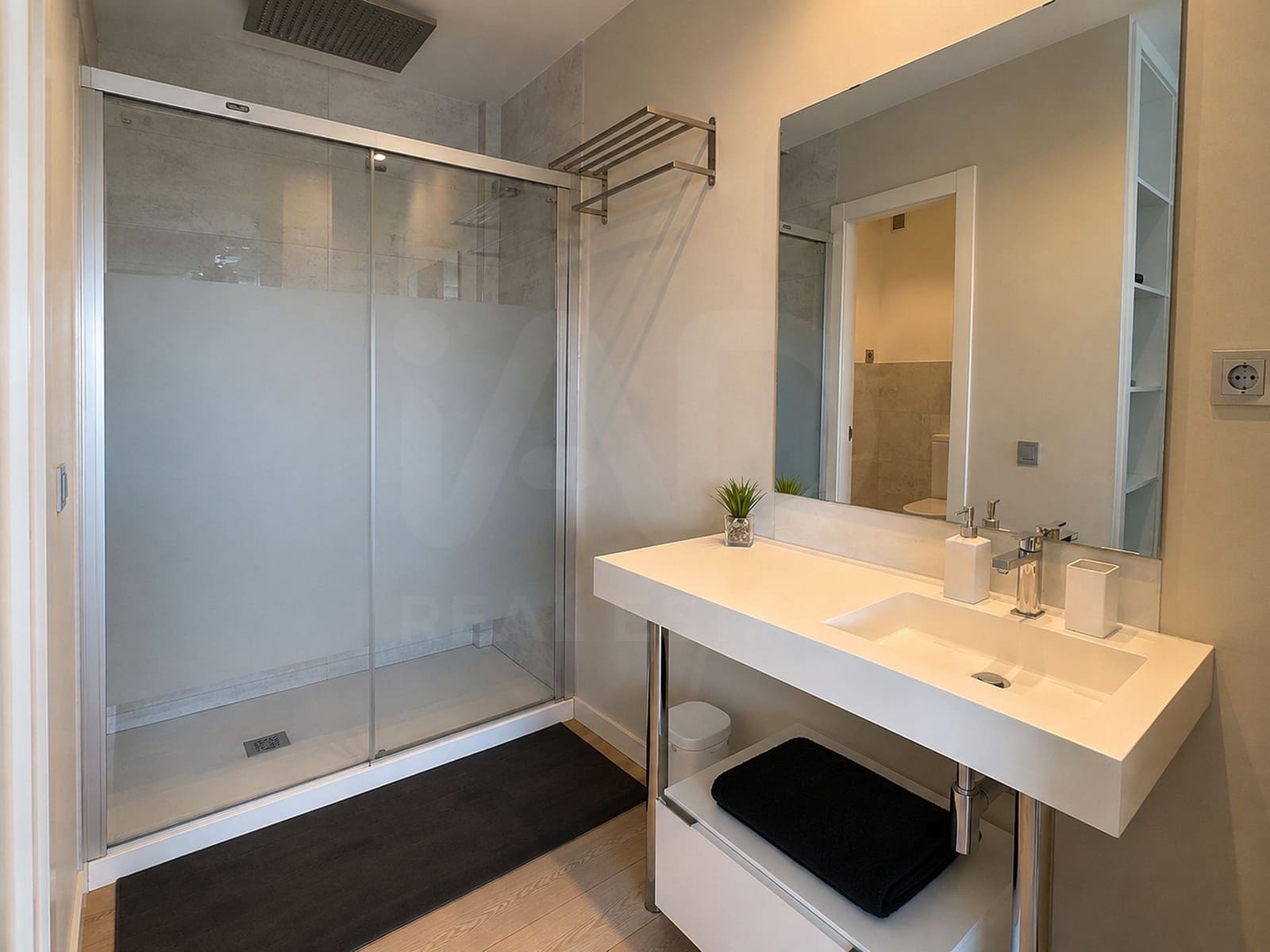 3 sypialnia Apartament do wynajęcia w Miasto Madryt z garażem - 8 000 € (Ref: 10052088)