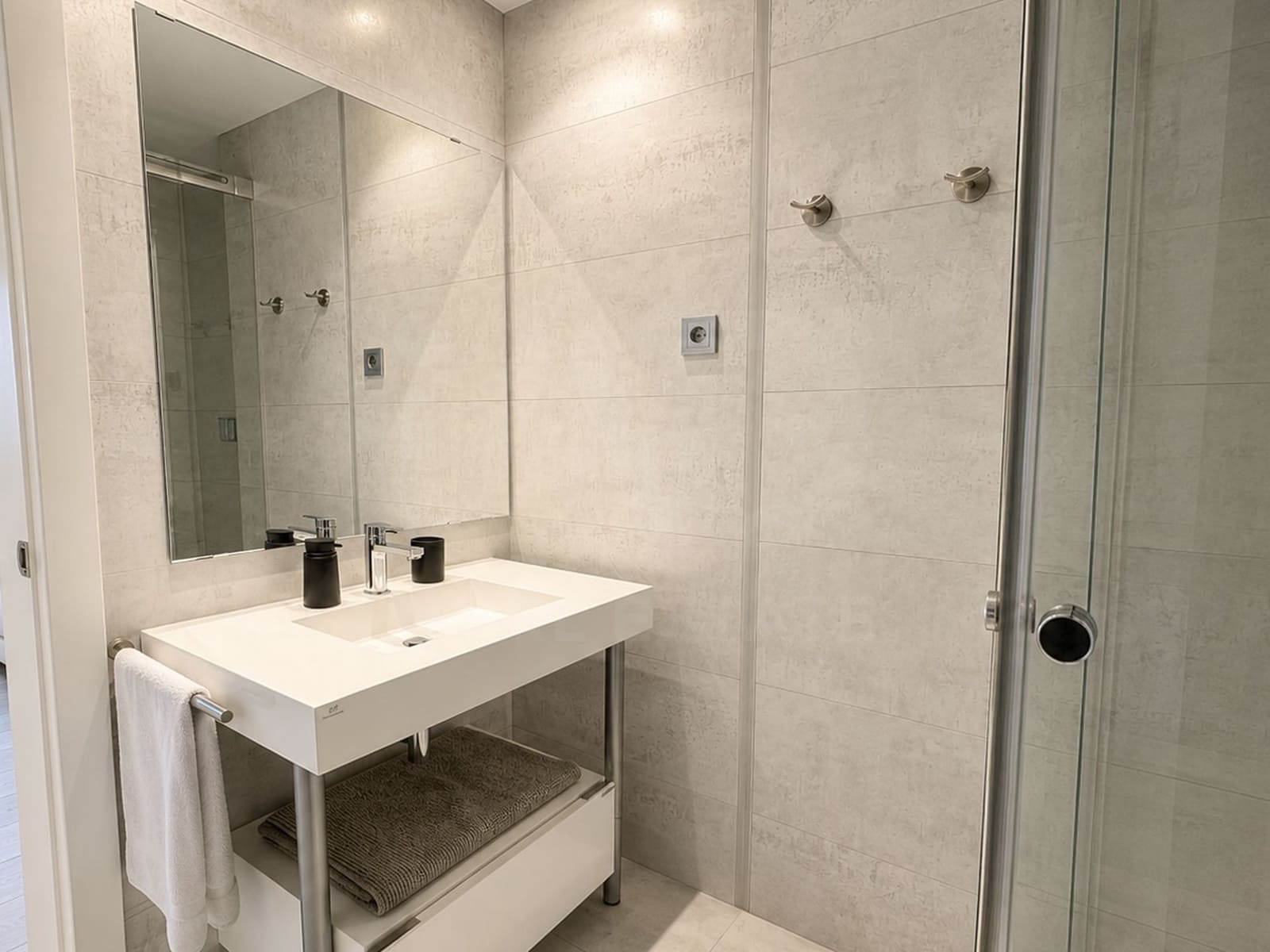 3 sypialnia Apartament do wynajęcia w Miasto Madryt z garażem - 8 000 € (Ref: 10052088)