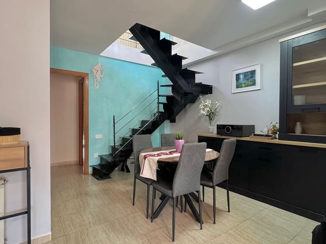 3 soveværelse Lejlighed til salg i Terrassa - € 265.000 (Ref: 10052091)