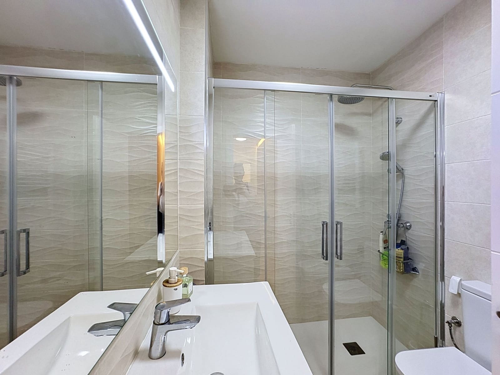 2 soveværelse Lejlighed til salg i Castelldefels med swimmingpool - € 450.000 (Ref: 10052099)
