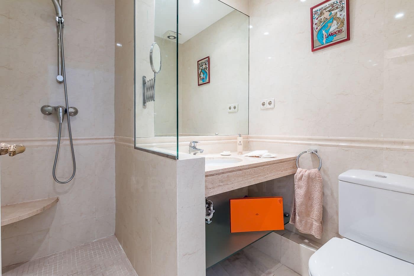 2 soverom Leilighet til salgs i Madrid by - € 415 000 (Ref: 10052107)