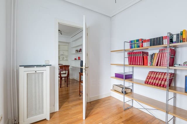 2 soverom Leilighet til salgs i Adelfas, Madrid by - € 415 000 (Ref: 10052107)