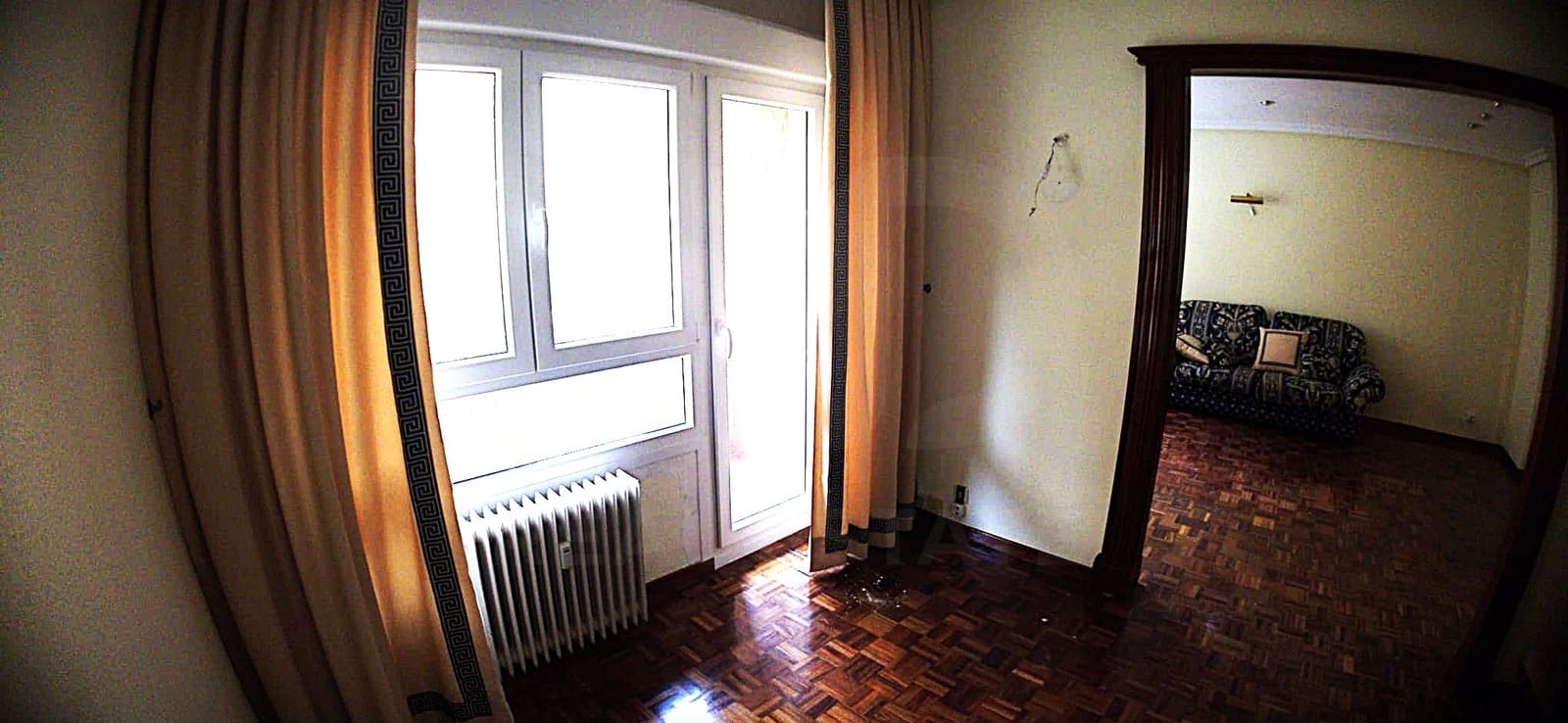 3 soveværelse Lejlighed til salg i Aranda de Duero med garage - € 239.900 (Ref: 10052115)