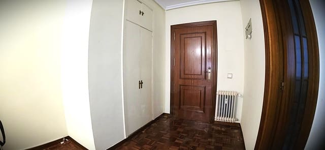 3 Zimmer Apartment zu verkaufen in Aranda de Duero mit Garage - 239.900 € (Ref: 10052115)