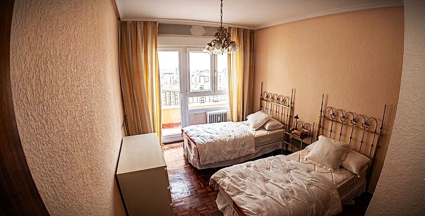 3 soveværelse Lejlighed til salg i Aranda de Duero med garage - € 239.900 (Ref: 10052115)