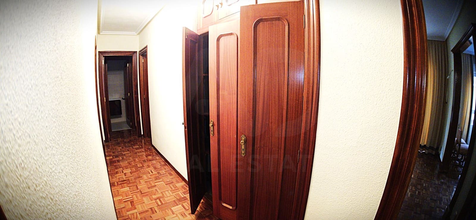 3 soveværelse Lejlighed til salg i Aranda de Duero med garage - € 239.900 (Ref: 10052115)