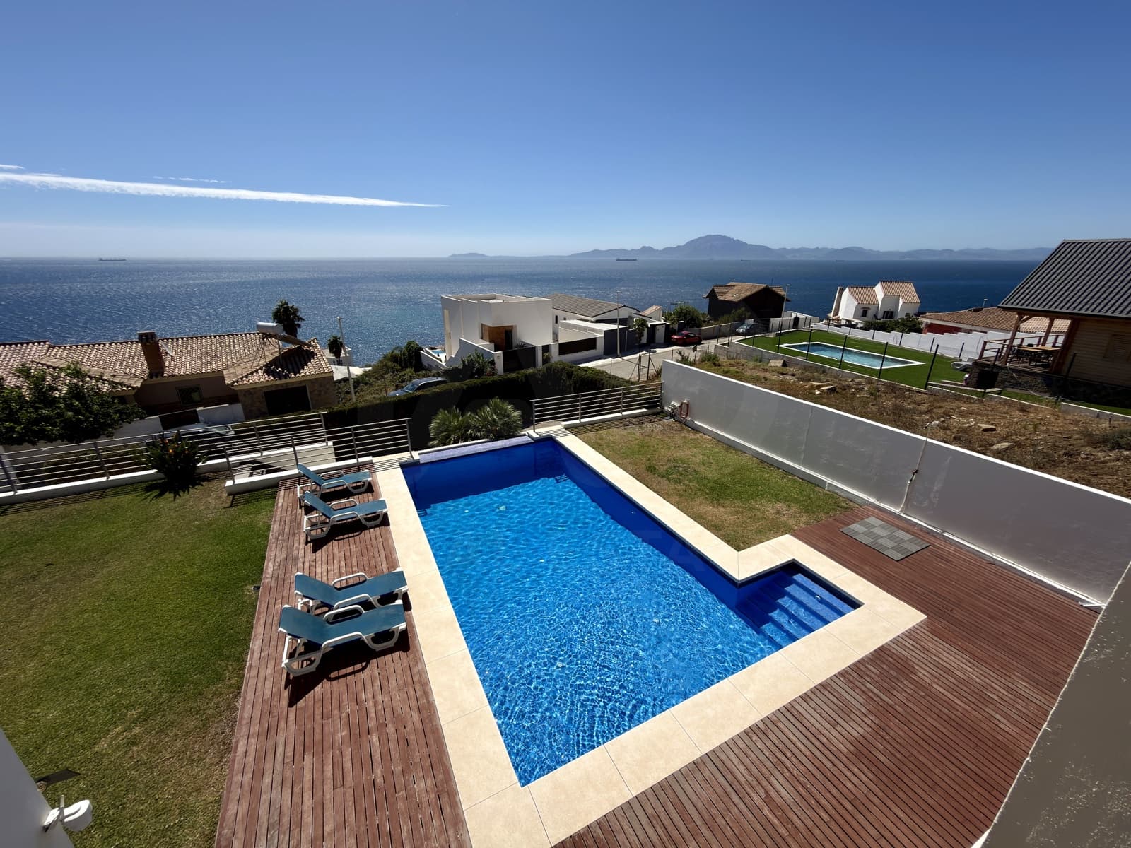 4 soveværelse Villa til salg i Algeciras med swimmingpool garage - € 950.000 (Ref: 10052121)