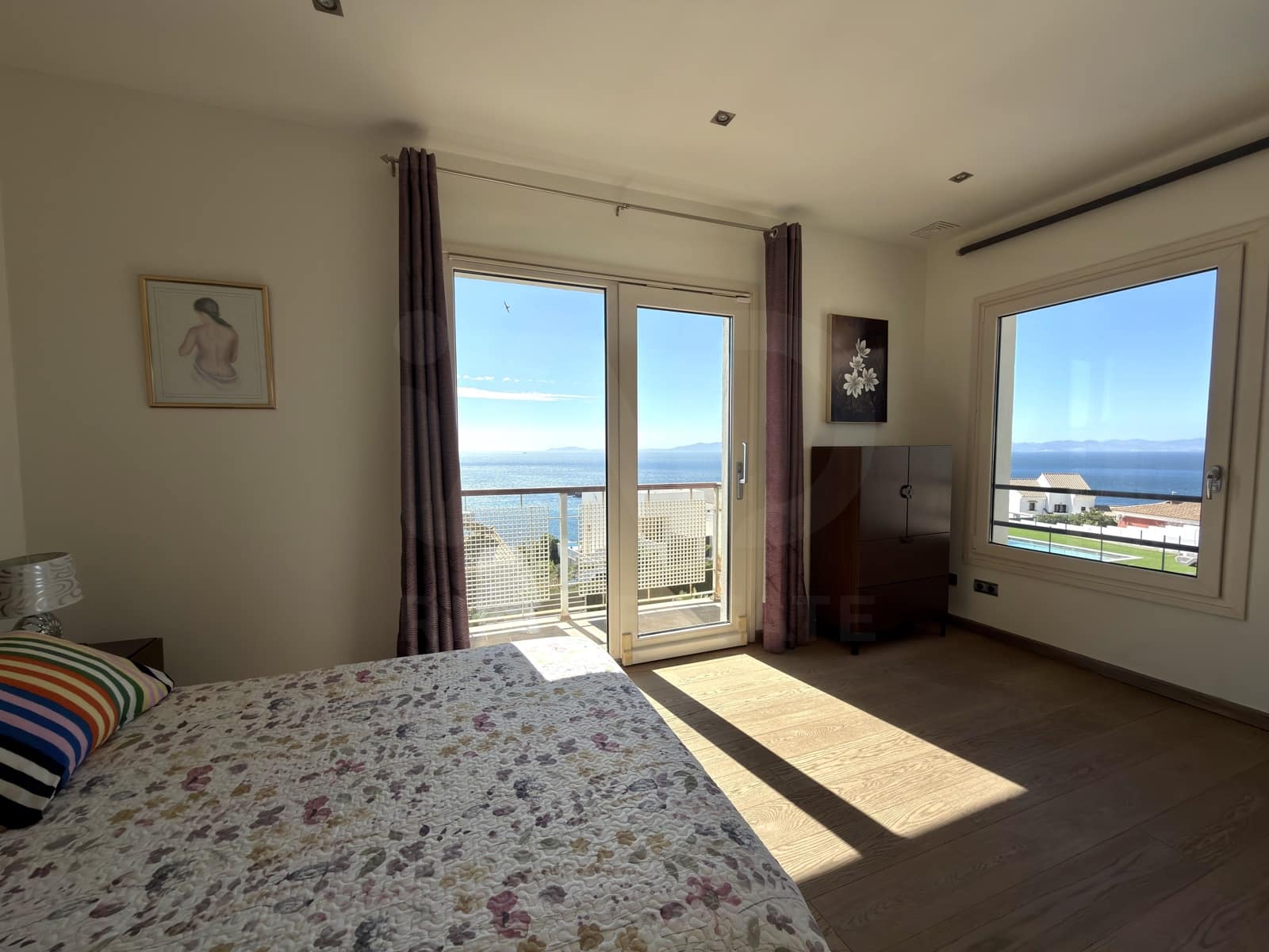 4 soveværelse Villa til salg i Algeciras med swimmingpool garage - € 950.000 (Ref: 10052121)