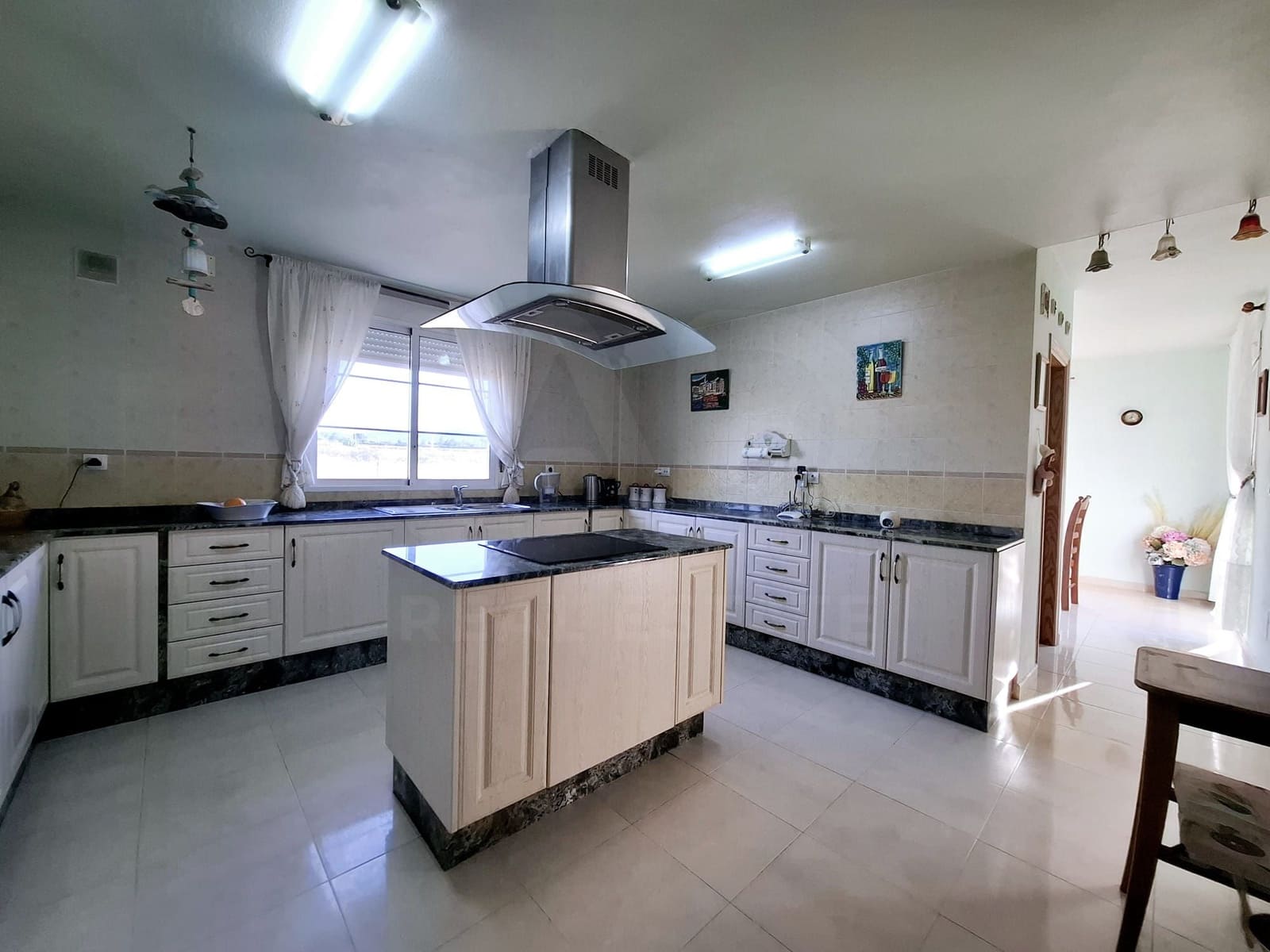 5 bedroom Villa for sale in Totana - € 290,000 (Ref: 10054542)
