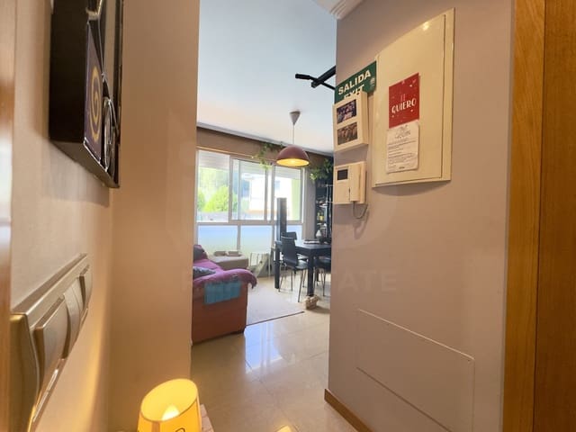 2 soverom Leilighet til salgs i Ares med svømmebasseng garasje - € 180 000 (Ref: 10054543)