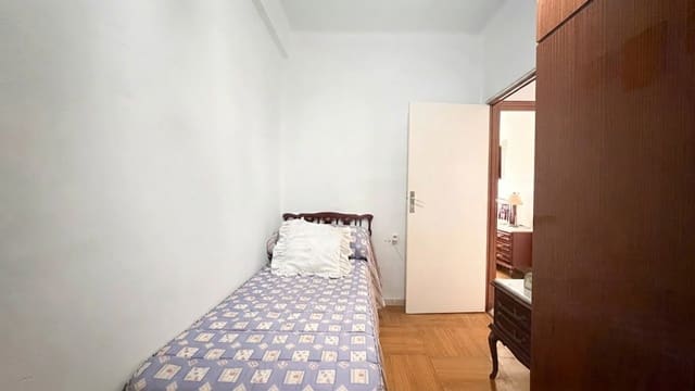 3 slaapkamer Appartement te koop in Haza Onda, Málaga stad - € 225.000 (Ref: 10054545)