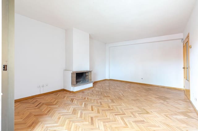 3 soveværelse Lejlighed til salg i Torrelodones med garage - € 495.000 (Ref: 10054546)