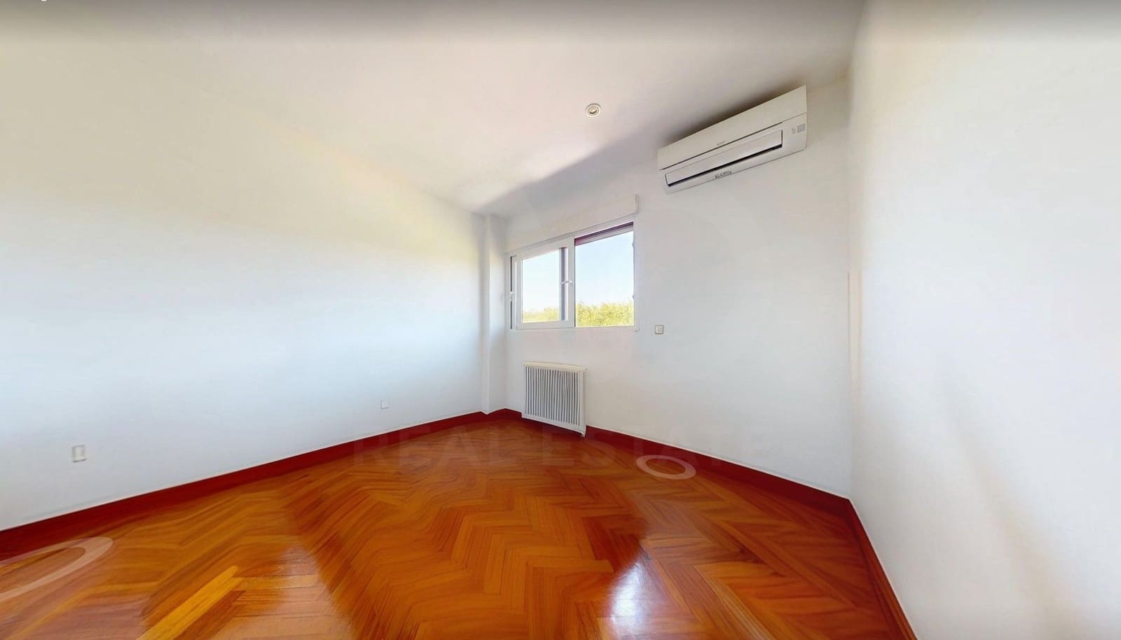 Apartamento de 5 habitaciones en Madrid ciudad en venta - 995.000 € (Ref: 10054548)