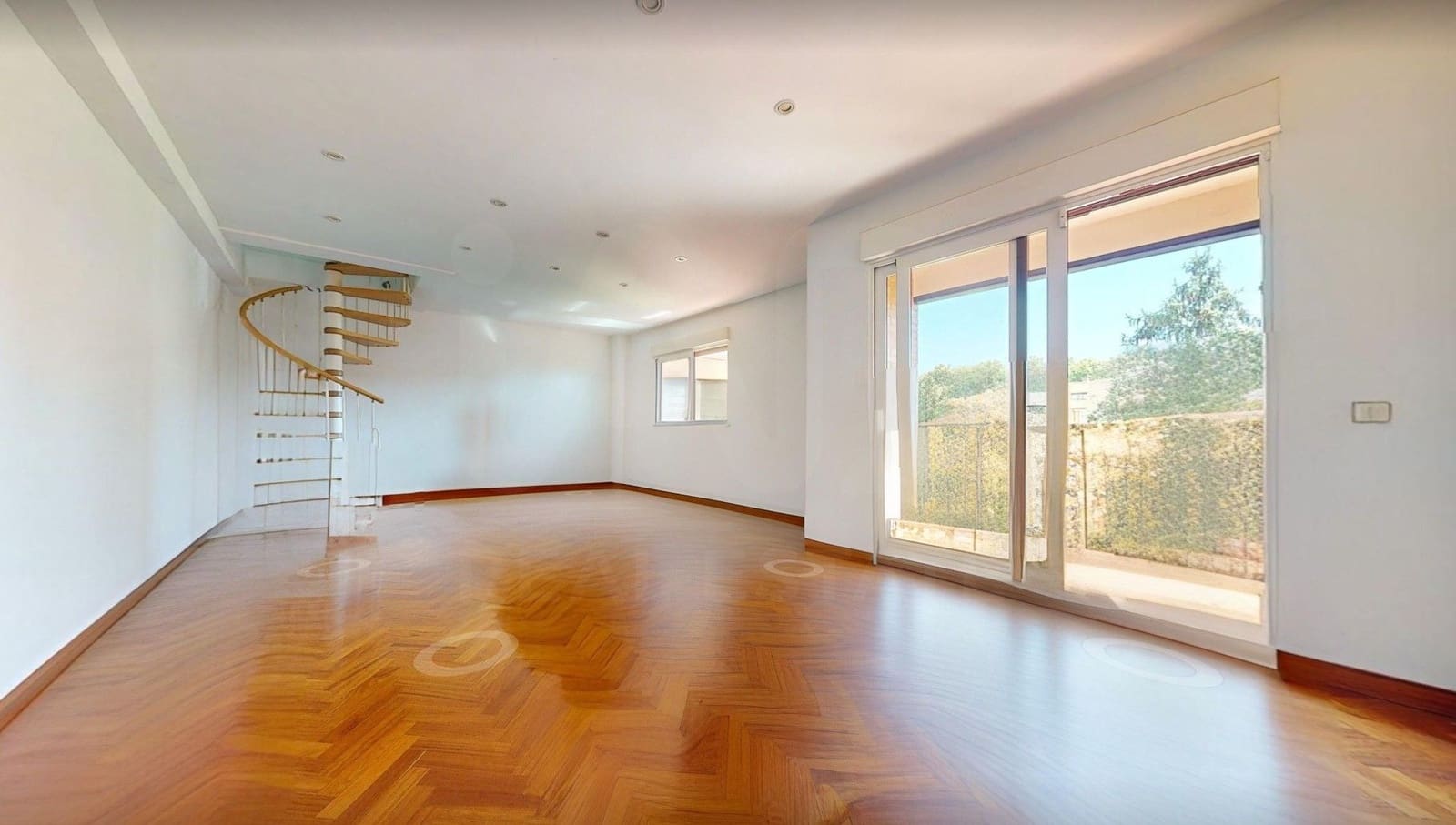 Apartamento de 5 habitaciones en Madrid ciudad en venta - 995.000 € (Ref: 10054548)