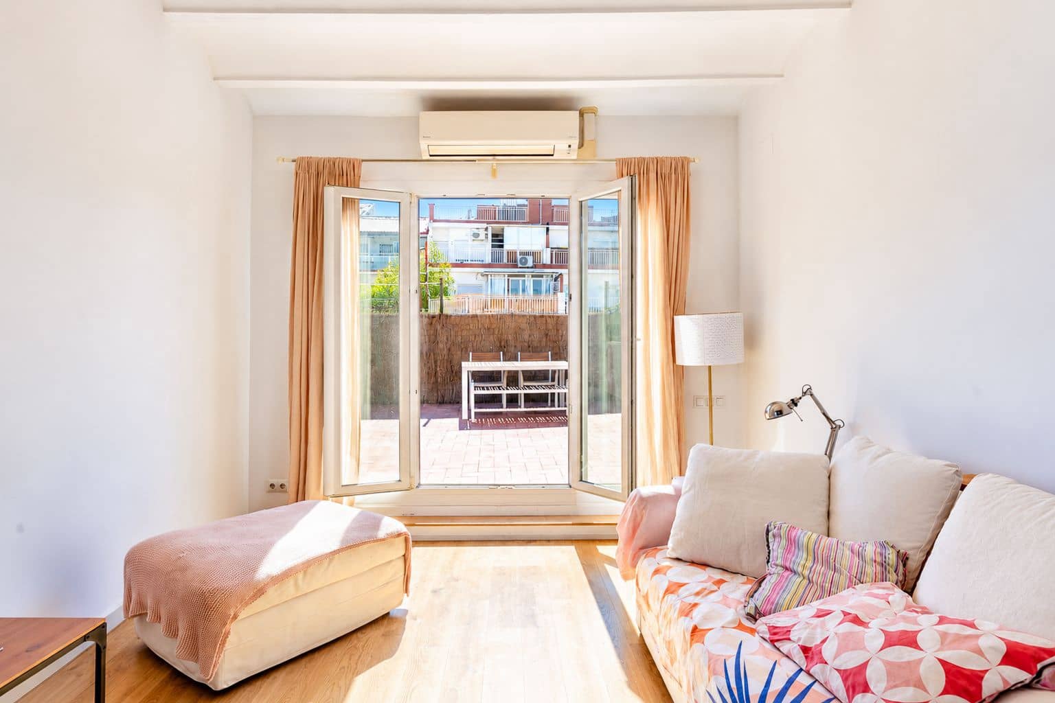 3 bedroom Penthouse for sale in Barcelona city - € 790,000 (Ref: 10054551)