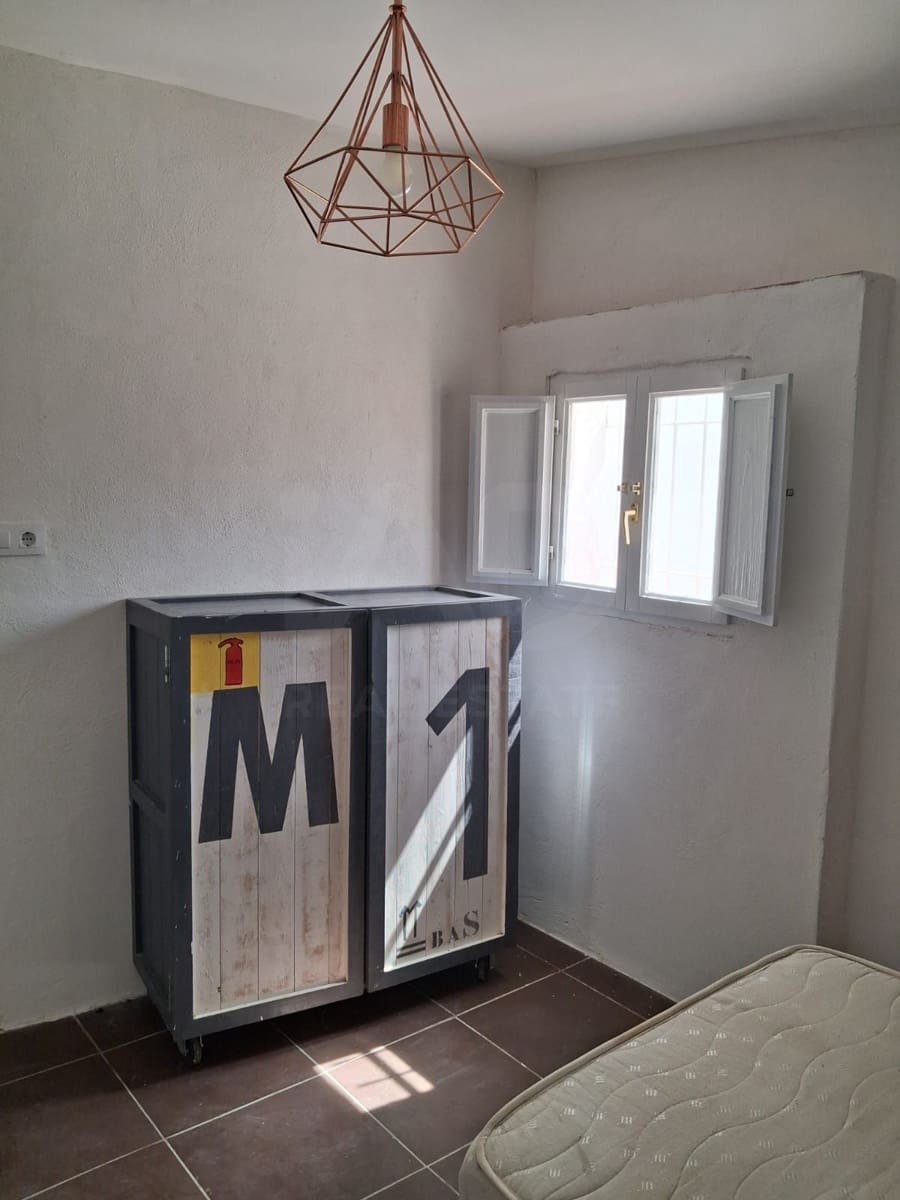 Ubebygd land til salgs i Camp-redo - € 110 000 (Ref: 10054552)