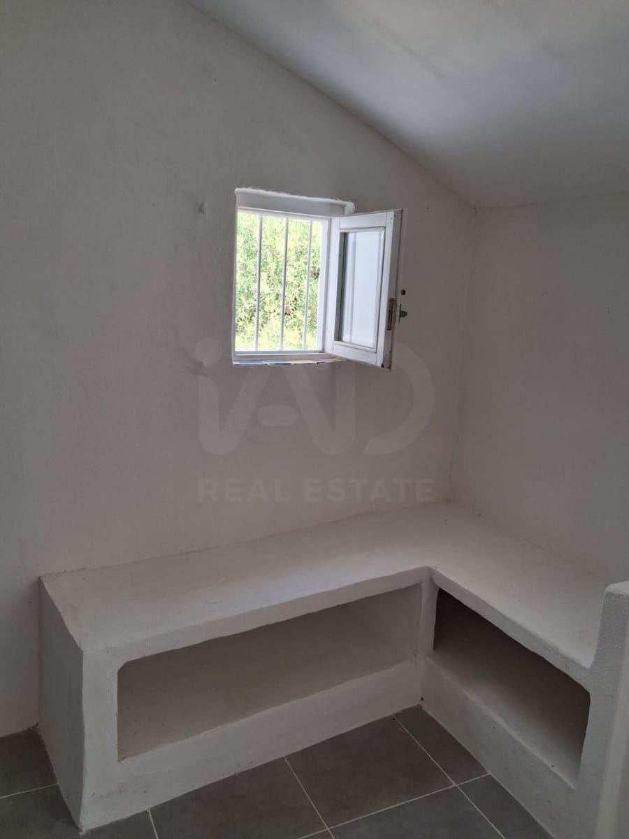 Ubebygd land til salgs i Camp-redo - € 110 000 (Ref: 10054552)