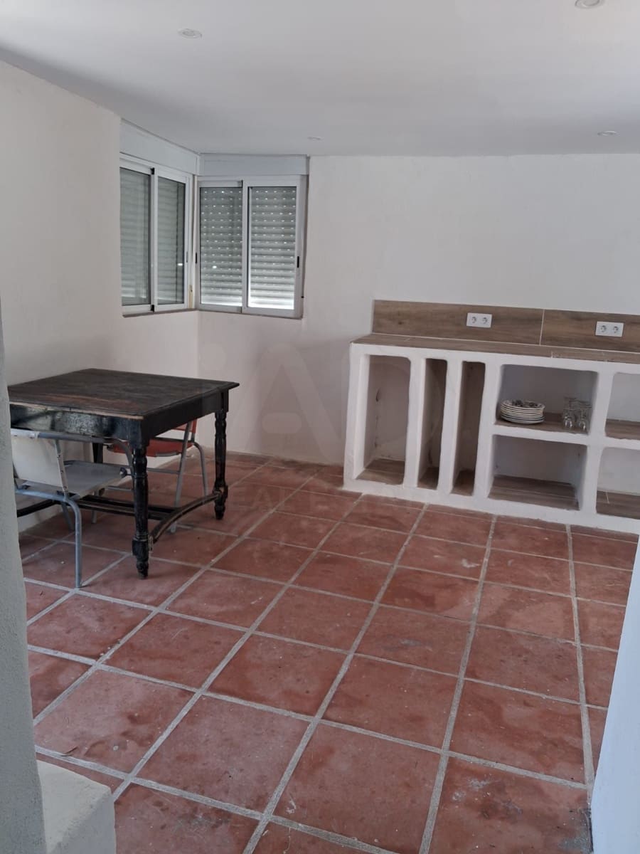 Ubebygd land til salgs i Camp-redo - € 110 000 (Ref: 10054552)