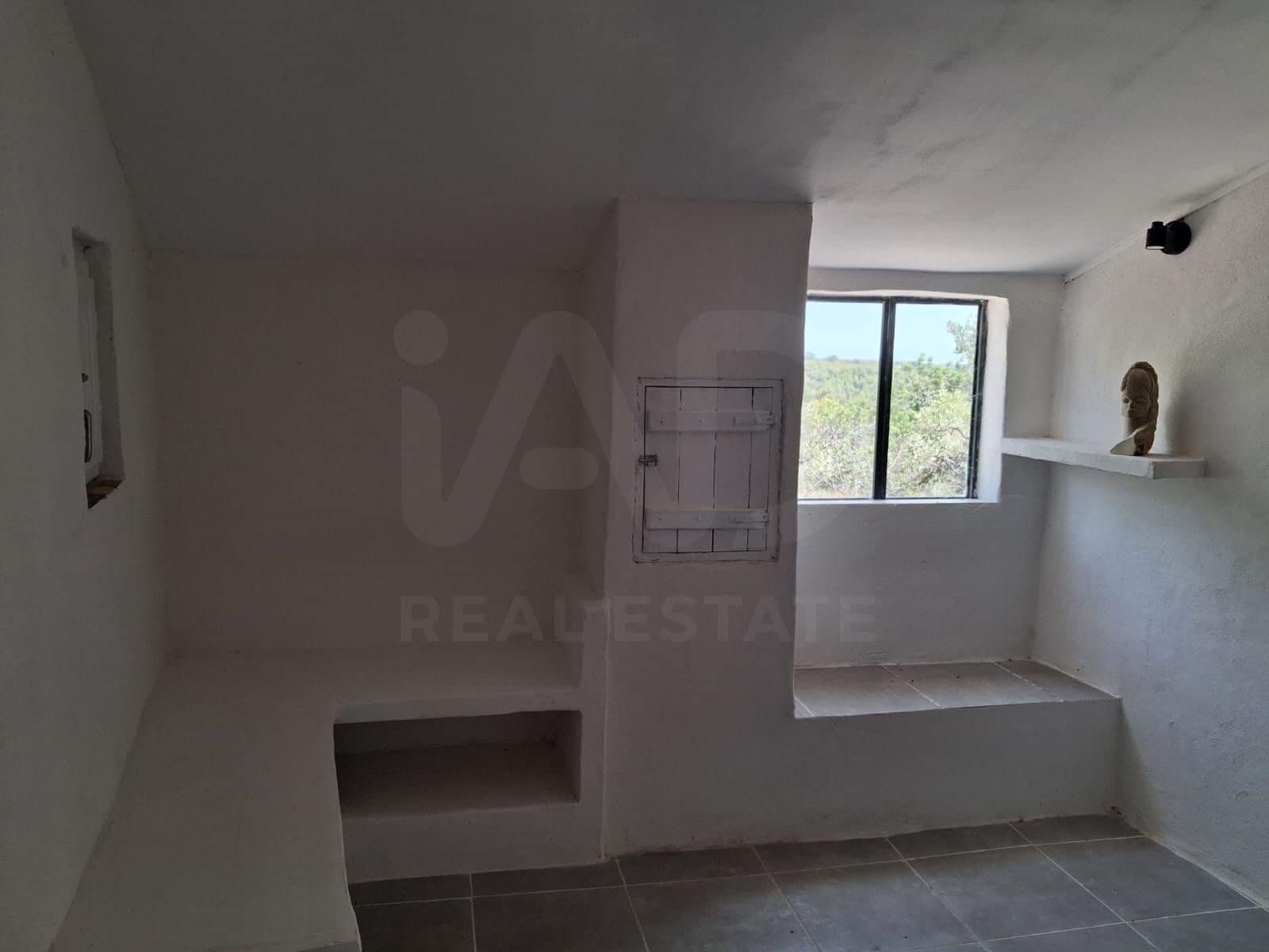 Ubebygd land til salgs i Camp-redo - € 110 000 (Ref: 10054552)