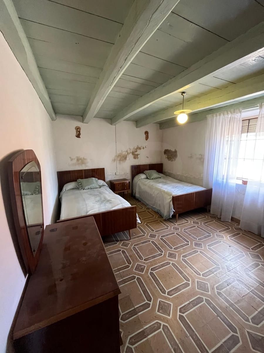 5 soverom Finca/Herregård til salgs i Cubillas de los Oteros - € 43 000 (Ref: 10054559)
