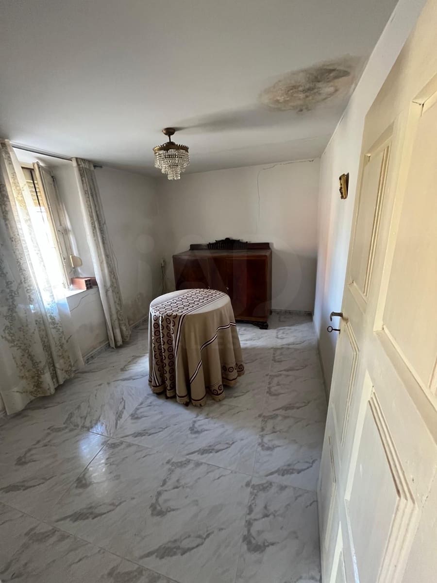 5 soverom Finca/Herregård til salgs i Cubillas de los Oteros - € 43 000 (Ref: 10054559)