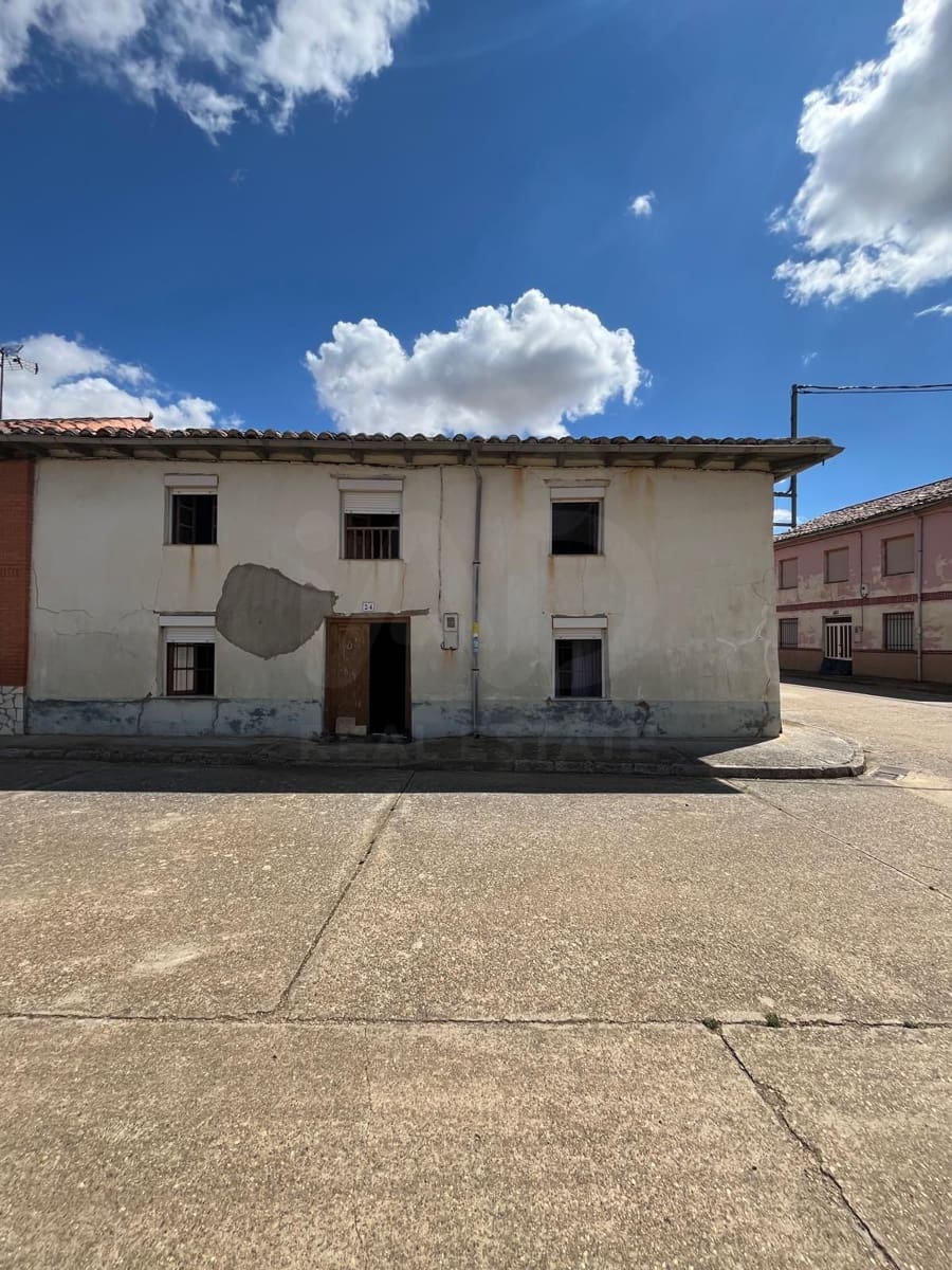 5 soverom Finca/Herregård til salgs i Cubillas de los Oteros - € 43 000 (Ref: 10054559)