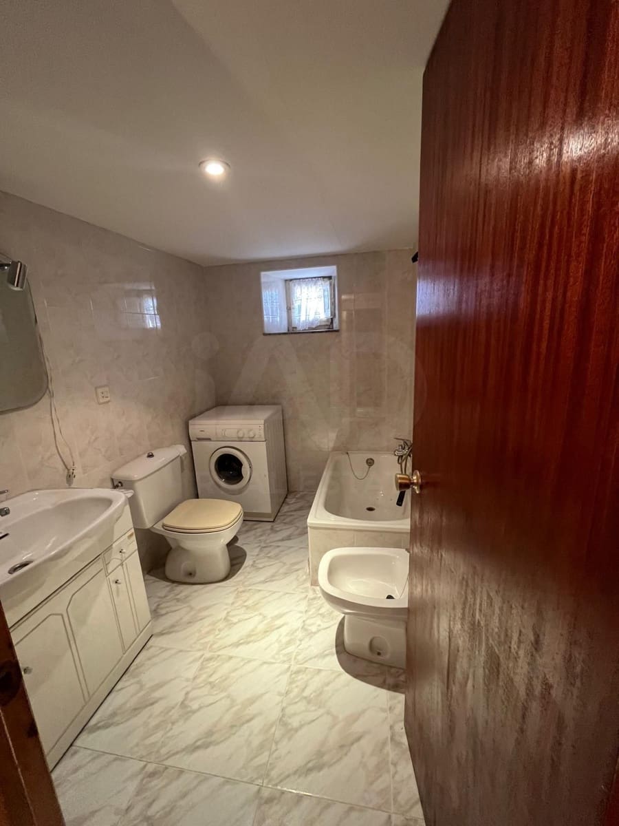 5 bedroom Finca/Country House for sale in Cubillas de los Oteros - € 43,000 (Ref: 10054559)