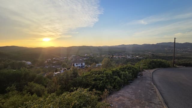 Bouwgrond te koop in La Bisbal del Penedès - € 26.000 (Ref: 10055349)