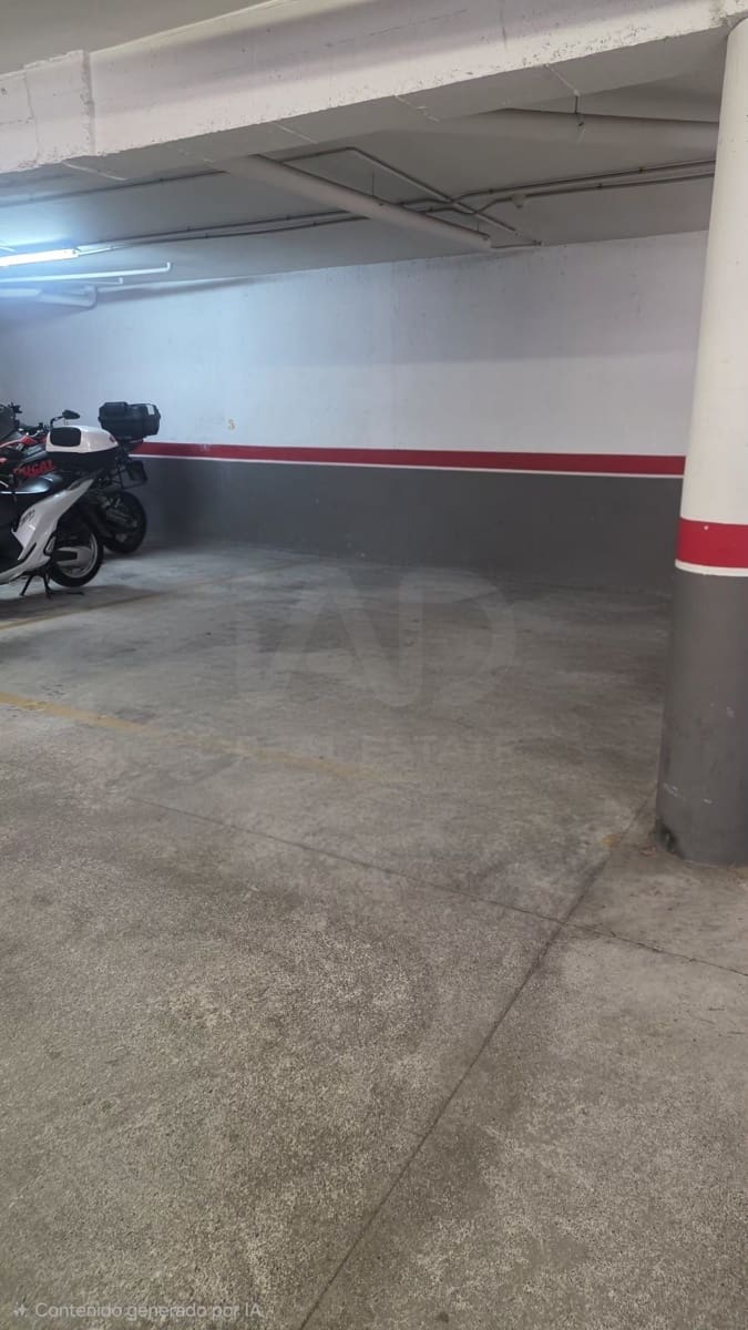4 sypialnia Apartament na sprzedaż w Miasto Barcelona z garażem - 294 500 € (Ref: 10057368)