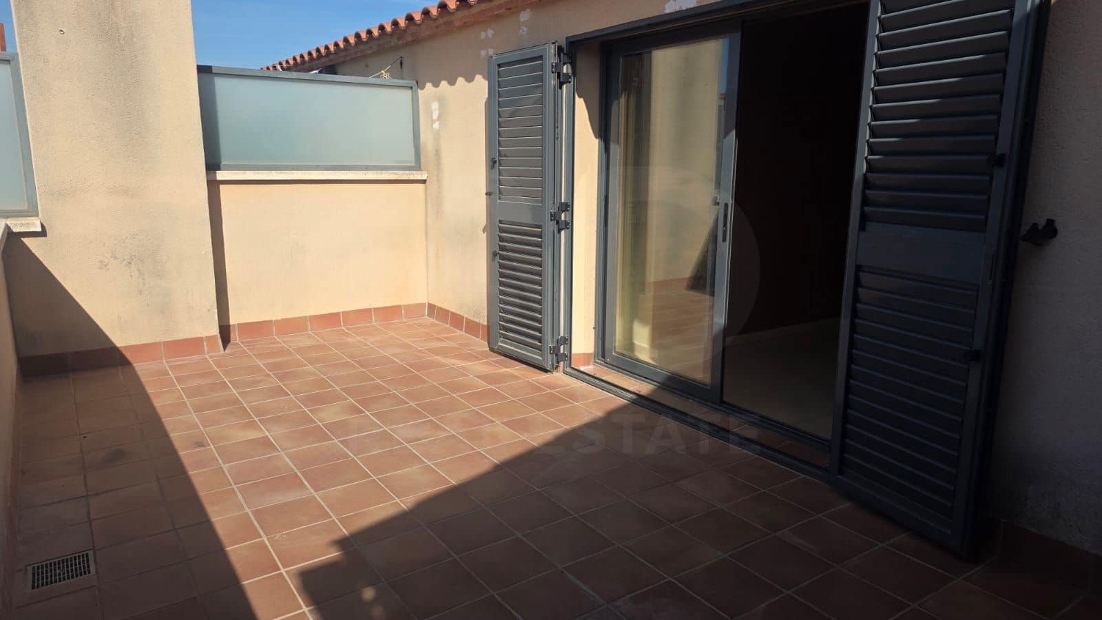 4 sypialnia Apartament na sprzedaż w Miasto Barcelona z garażem - 294 500 € (Ref: 10057368)