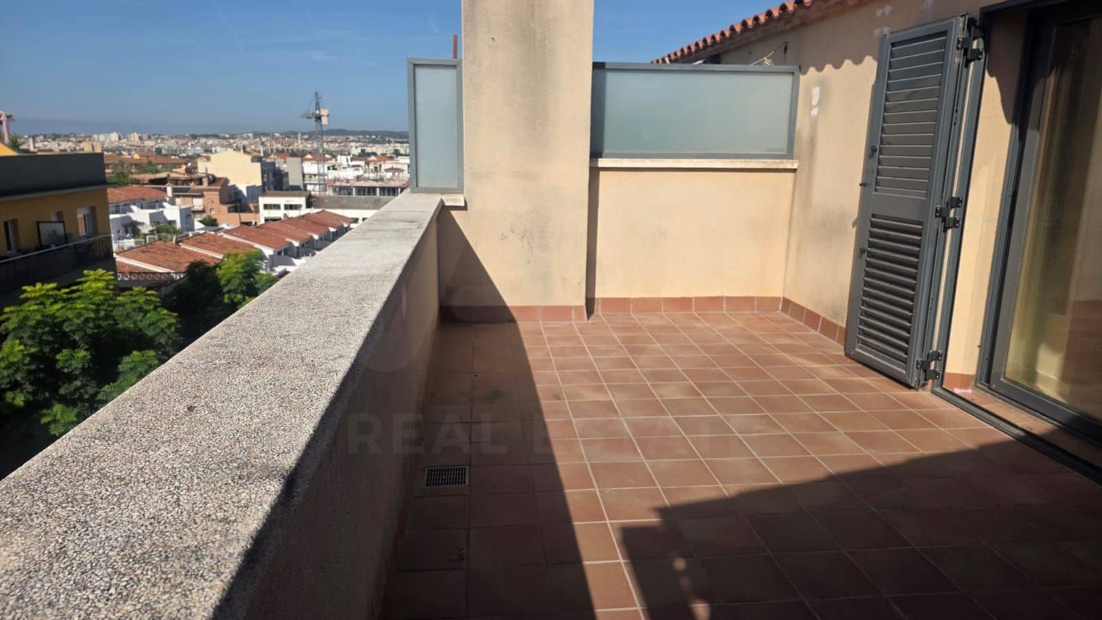 4 sypialnia Apartament na sprzedaż w Miasto Barcelona z garażem - 294 500 € (Ref: 10057368)