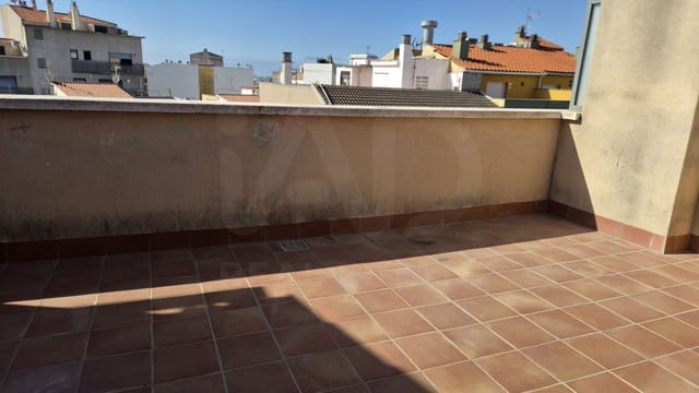 4 sypialnia Apartament na sprzedaż w Miasto Barcelona z garażem - 294 500 € (Ref: 10057368)