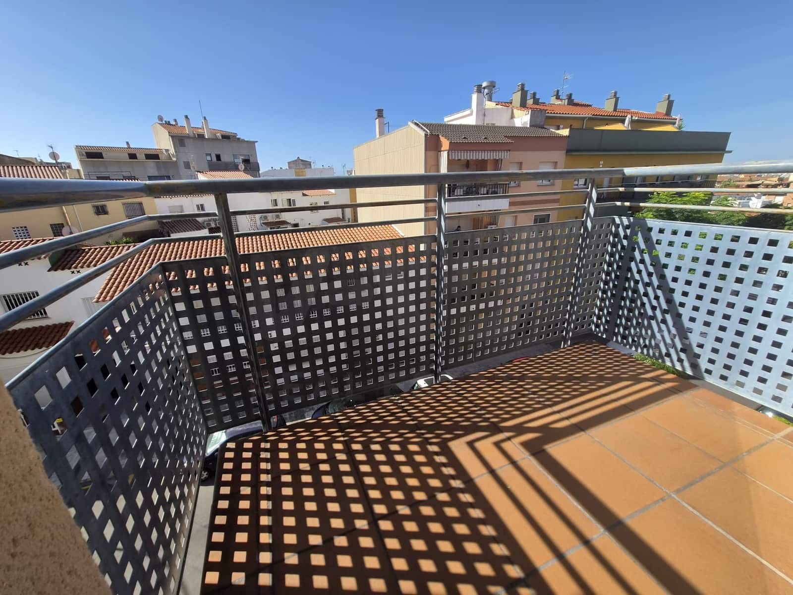 4 sypialnia Apartament na sprzedaż w Miasto Barcelona z garażem - 294 500 € (Ref: 10057368)