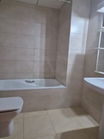 4 camera da letto Appartamento in vendita in Barcelona città con garage - 294.500 € (Rif: 10057368)