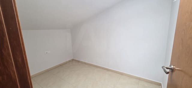 4 sovrum Lägenhet till salu i Sant Pere de Ribes med garage - 294 500 € (Ref: 10057368)