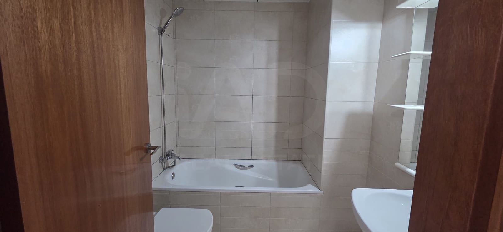 4 bedroom Apartment for sale in Sant Pere de Ribes with garage - € 294,500 (Ref: 10057368)