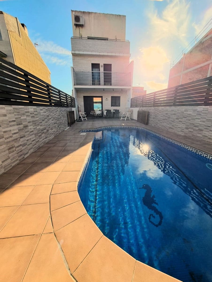 5 slaapkamer Huis te koop in L'Ametlla de Mar met zwembad garage - € 450.000 (Ref: 10057370)