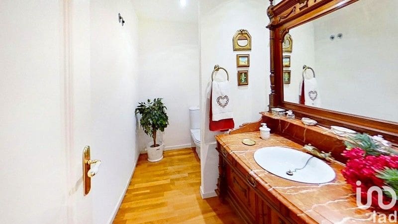 5 quarto Moradia em Banda para venda em Alicante cidade com piscina garagem - 875 000 € (Ref: 10057373)