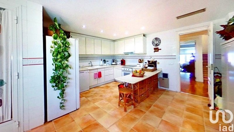 5 quarto Moradia em Banda para venda em Alicante cidade com piscina garagem - 875 000 € (Ref: 10057373)