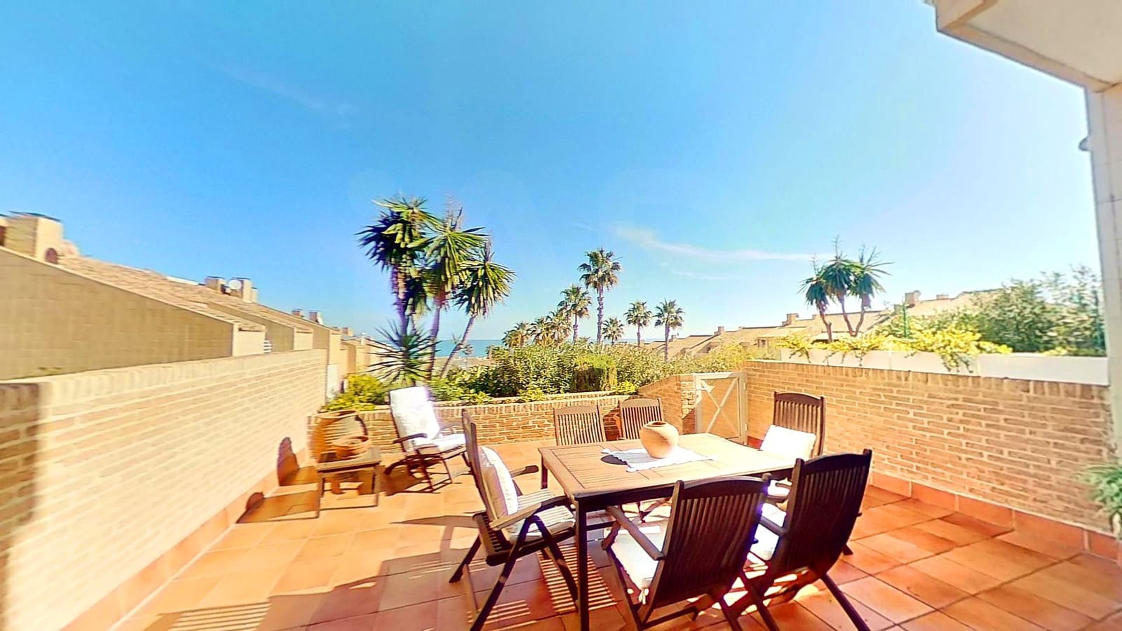 5 quarto Moradia em Banda para venda em Alicante cidade com piscina garagem - 875 000 € (Ref: 10057373)