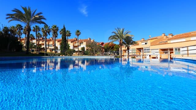 5 quarto Moradia em Banda para venda em Cabo de las Huertas, Alicante cidade com piscina garagem - 875 000 € (Ref: 10057373)