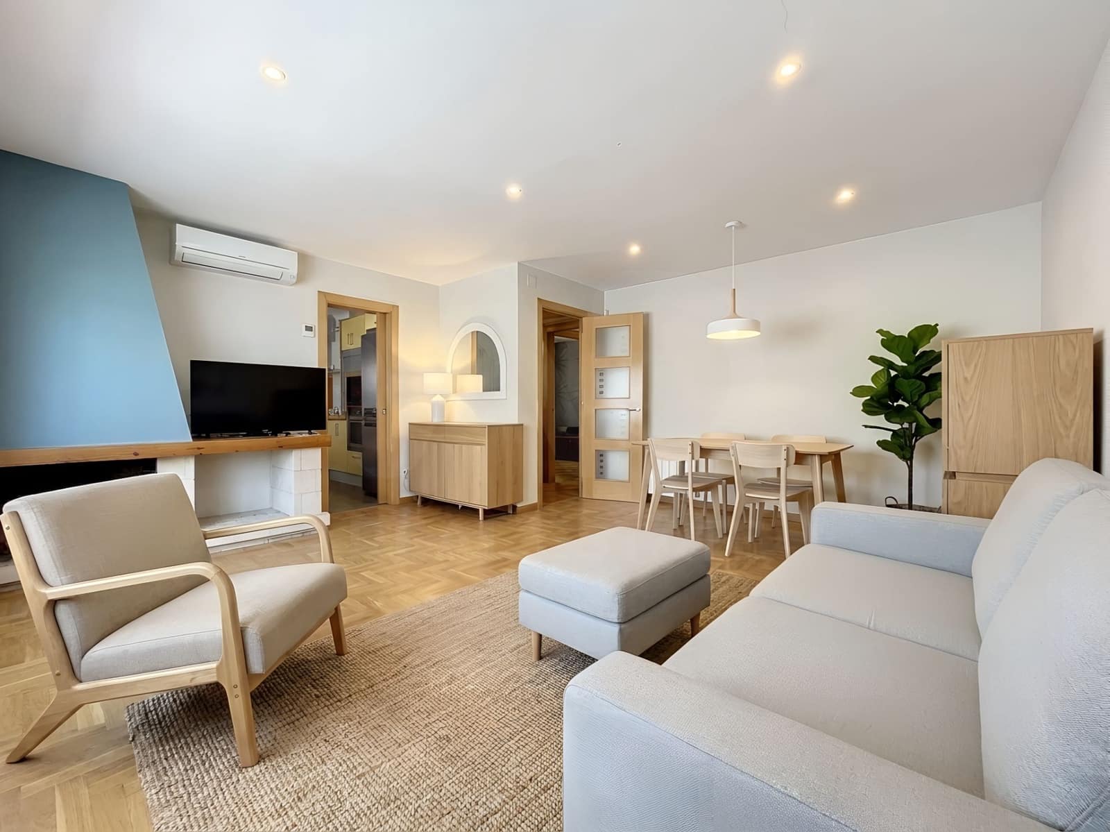 4 bedroom Apartment for sale in Vilanova i la Geltru - € 320,000 (Ref: 10057888)