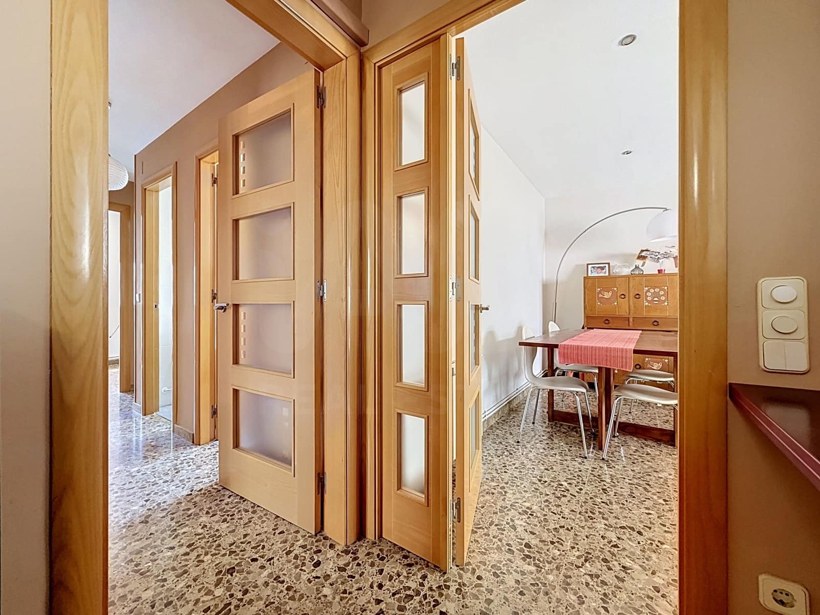 4 bedroom Apartment for sale in Vilanova i la Geltru - € 320,000 (Ref: 10057888)