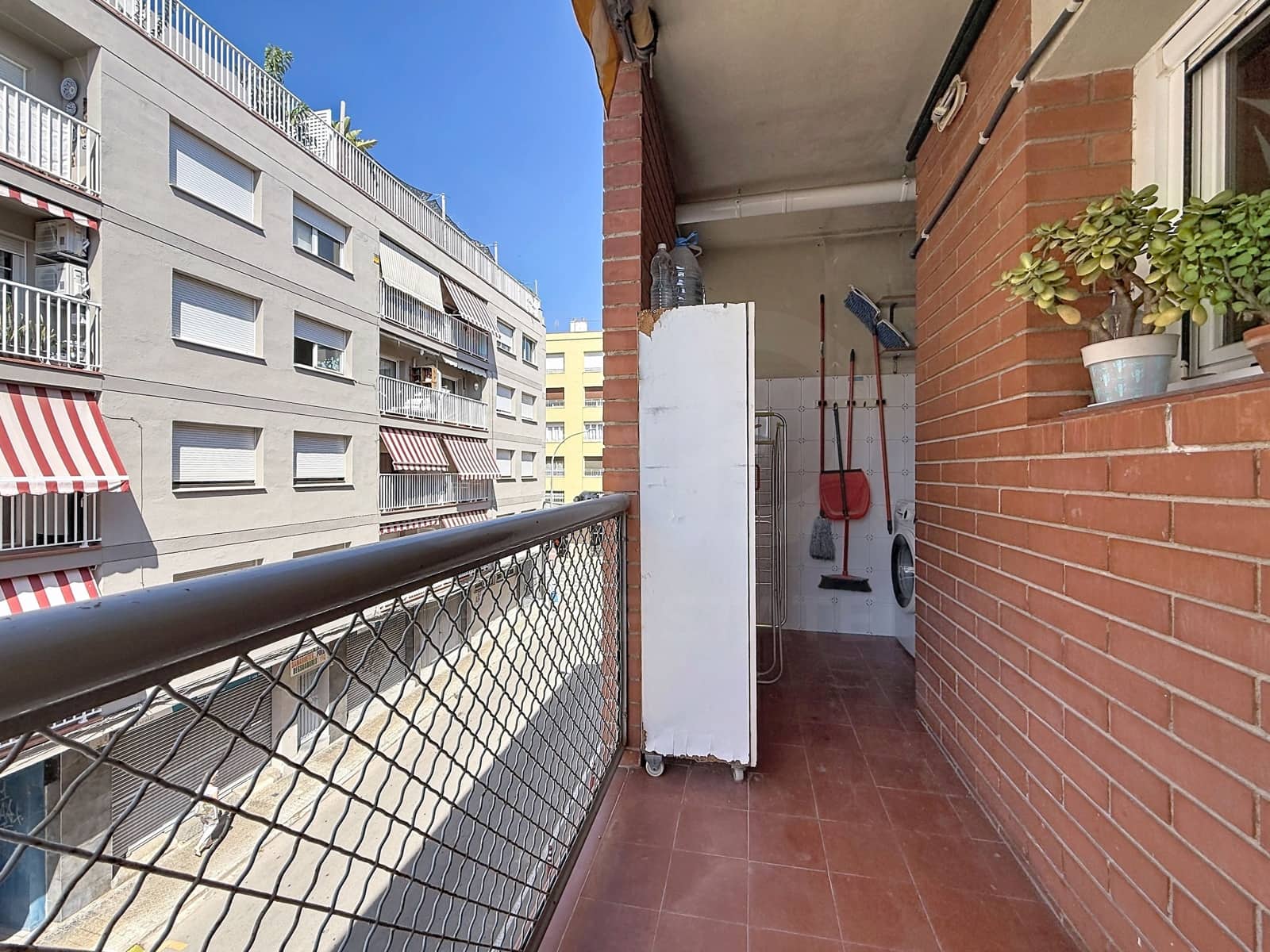 4 bedroom Apartment for sale in Vilanova i la Geltru - € 320,000 (Ref: 10057888)