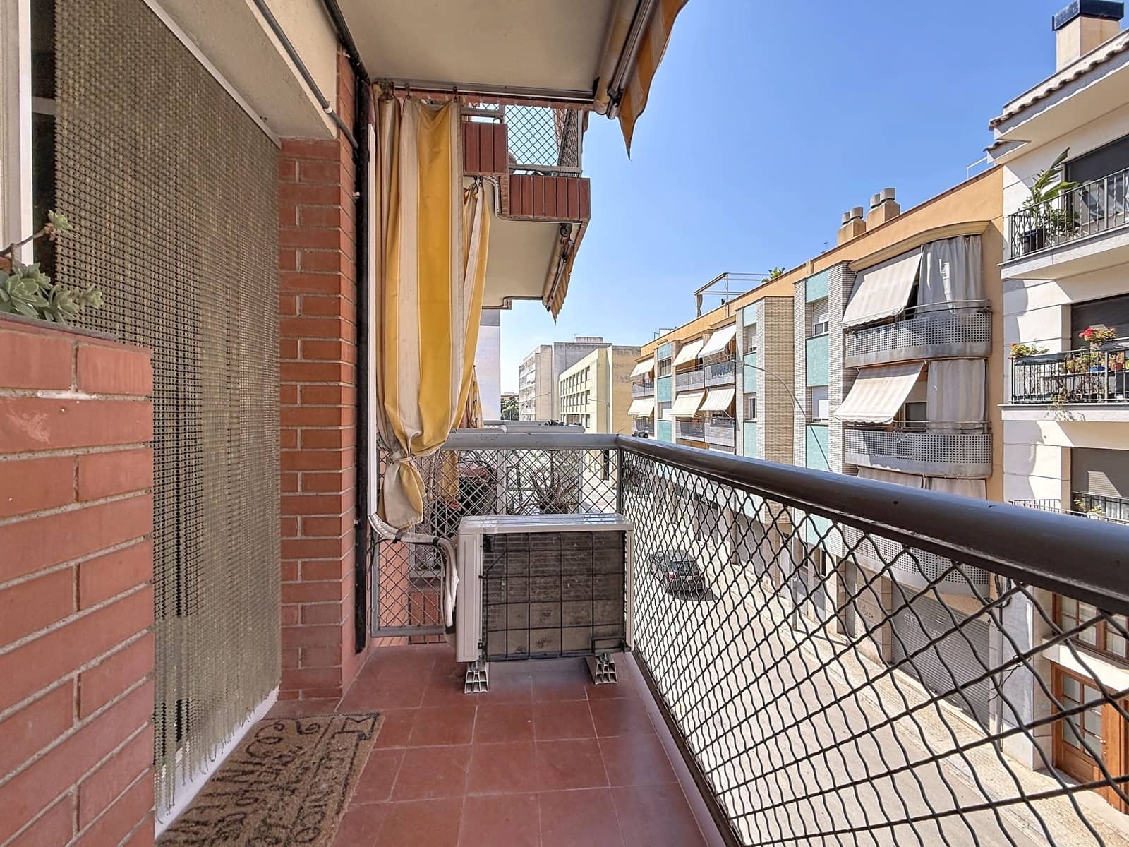 4 bedroom Apartment for sale in Vilanova i la Geltru - € 320,000 (Ref: 10057888)