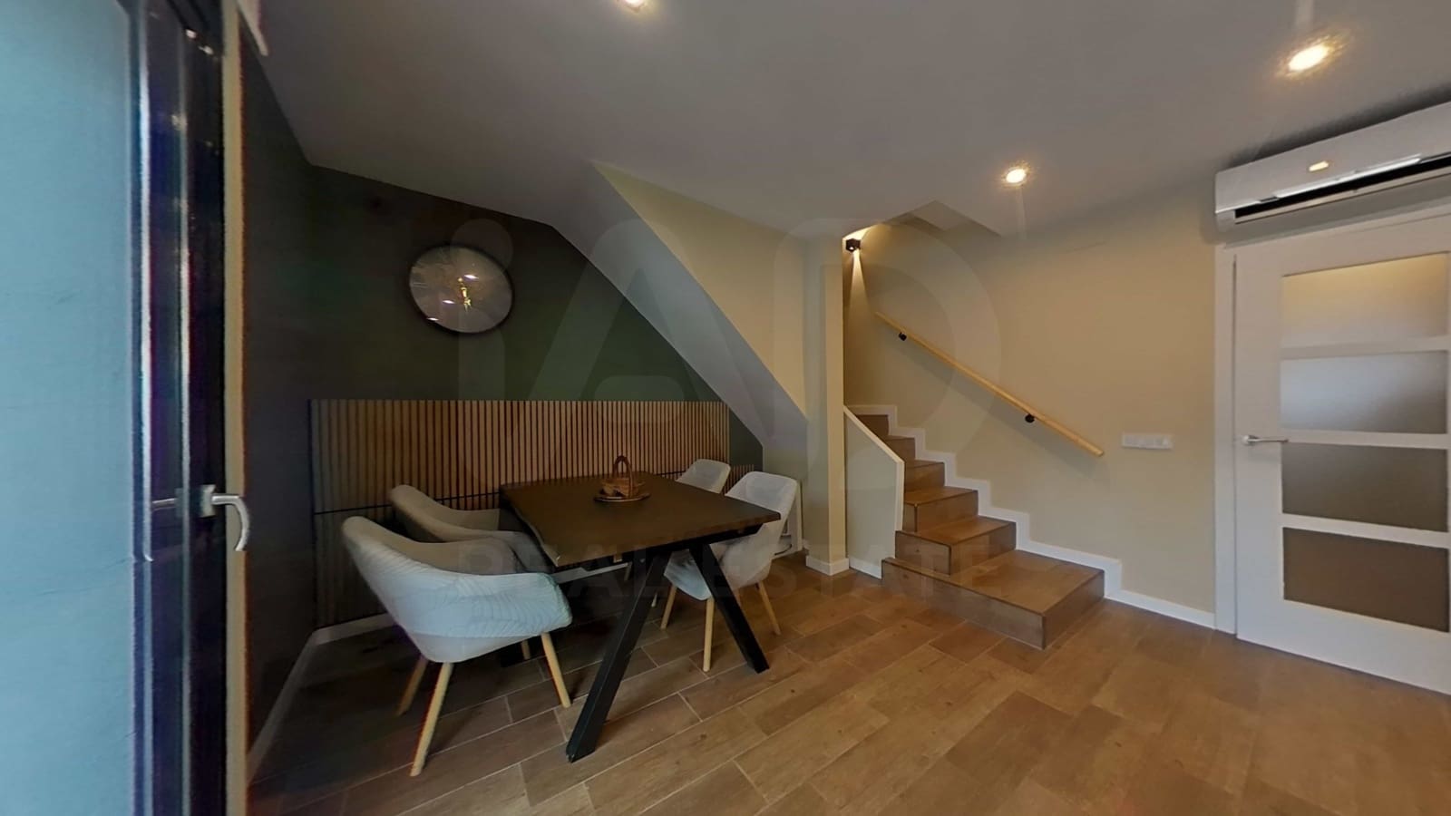 4 Zimmer Reihenhaus zu verkaufen in Reus - 410.000 € (Ref: 10057889)